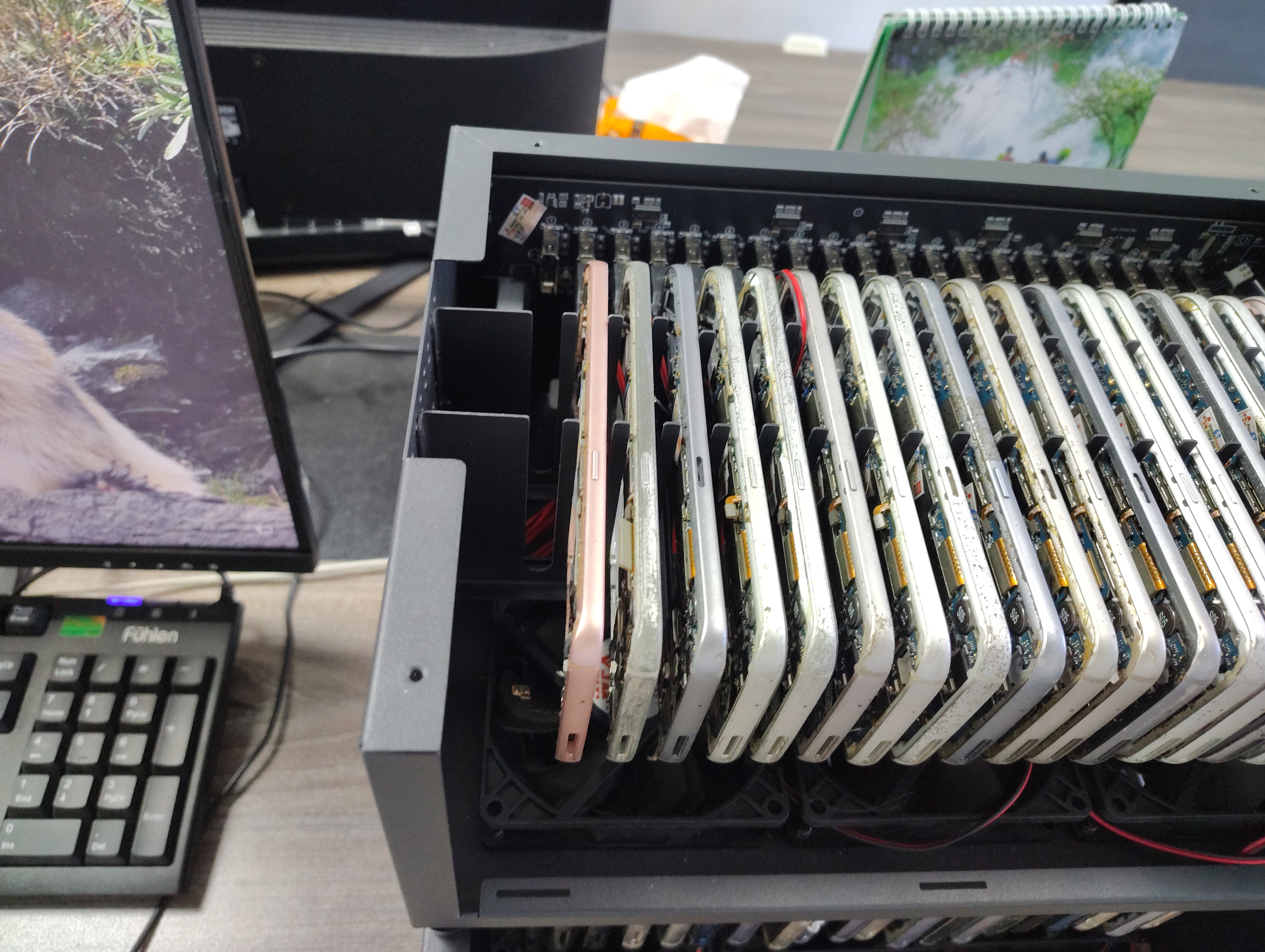 Lắp Đặt Box Phone Farm Tại Đường Nguyễn Thị Minh Khai – TP.HCM